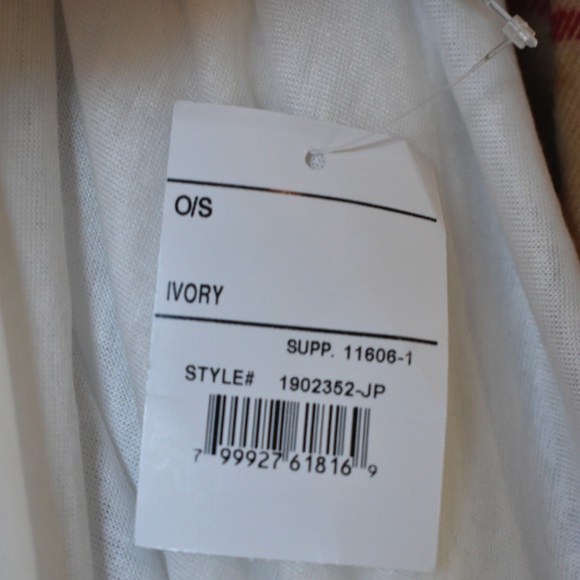 LOT!!! Scarf lot - Picture 2 of 3